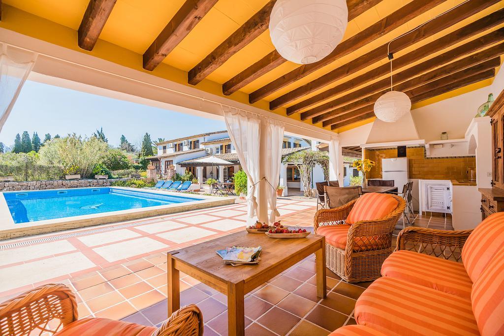 Giro Villa