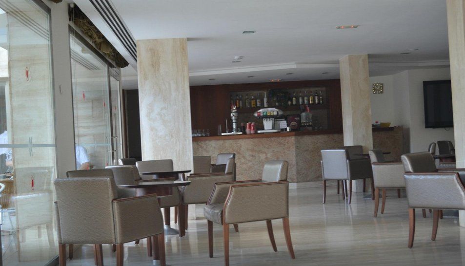 Playa Dorada Apartahotel