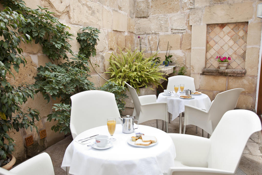 L'host Boutique 3*