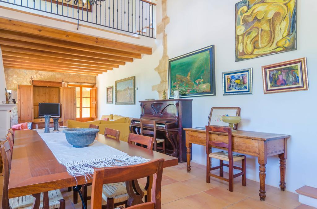 Som Comte Ii Villa