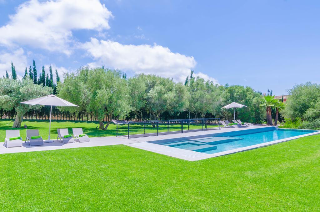Son Oliver Villa *