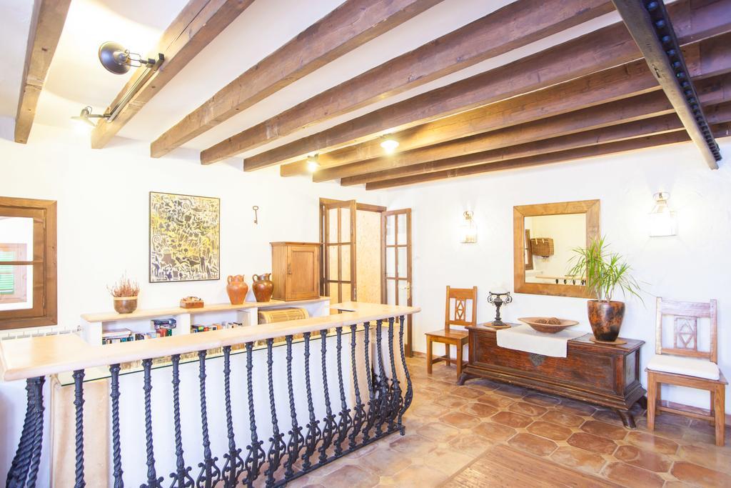 Casta Villa *