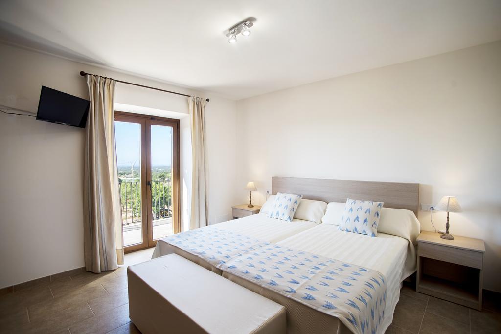 Sa Marina Farm stay