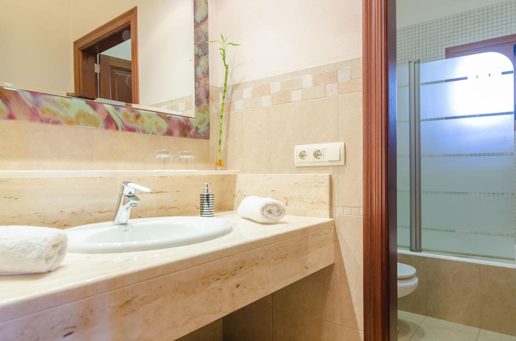 Corem Villa *