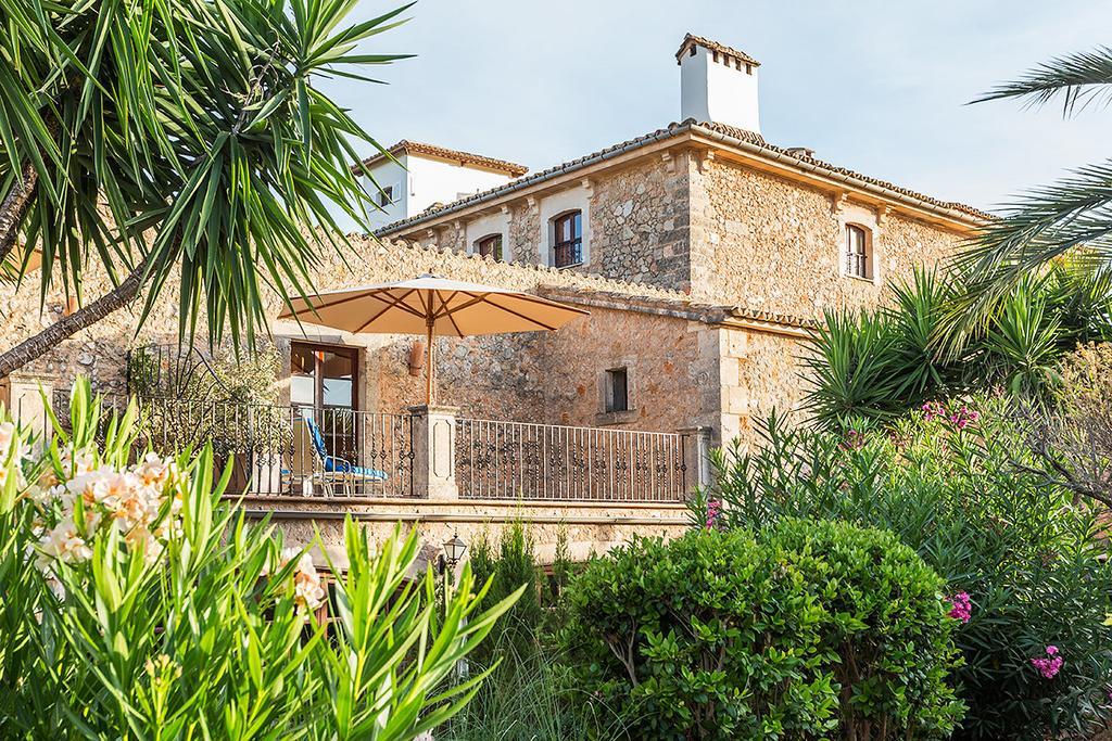 Hotel Reads Balance Santa Maria del Cami (Mallorca)