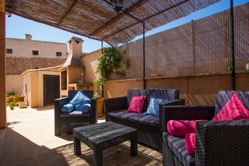 Pool House Marineta Villa Llombarts