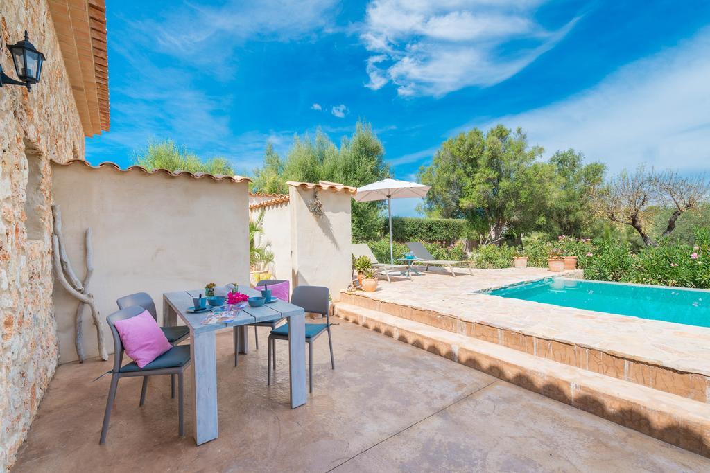 Pina - Adults Only (eco Cascada) Costitx (Mallorca)