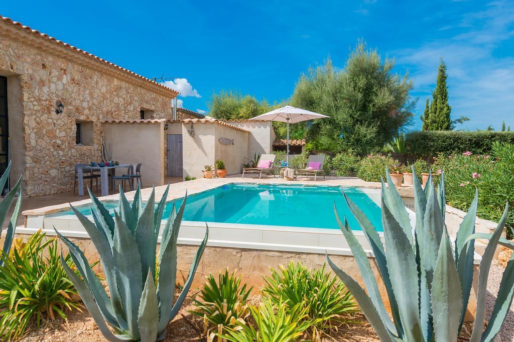 Pina - Adults Only (eco Cascada) Costitx (Mallorca)