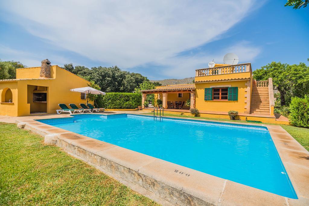 Cala Villa *