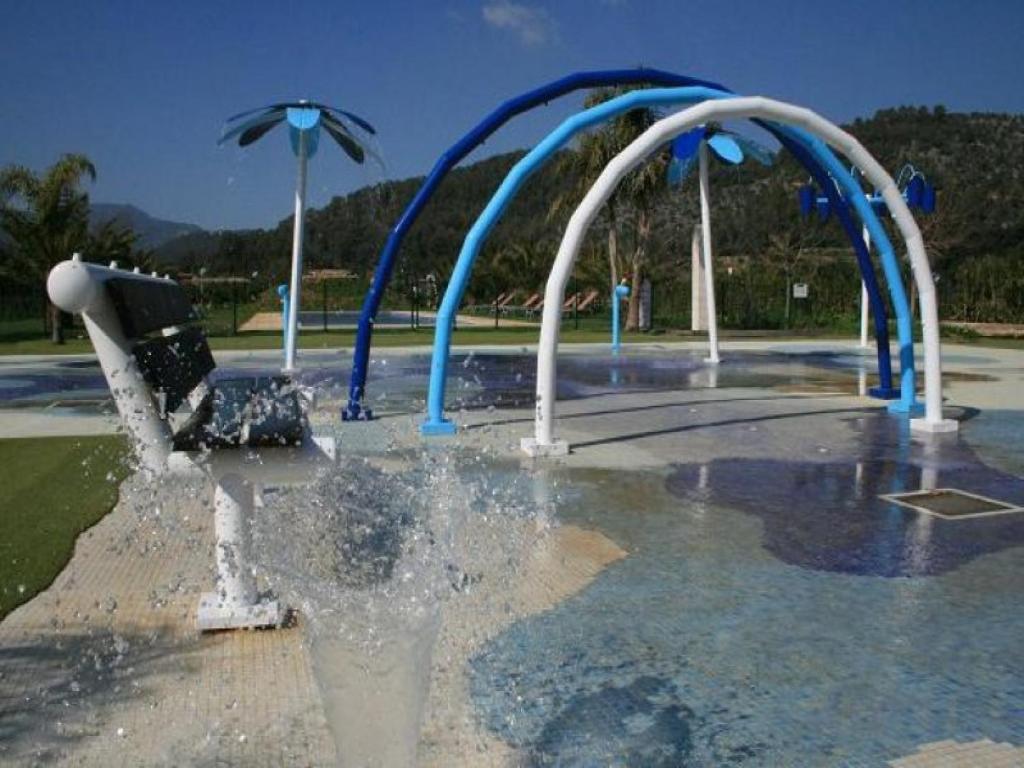 Loftotel Canet Hotel 4*