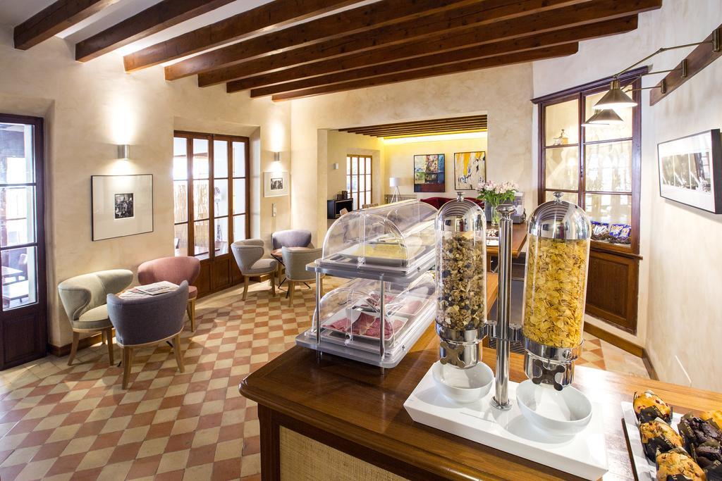 Hotel Y Des Puig 4*