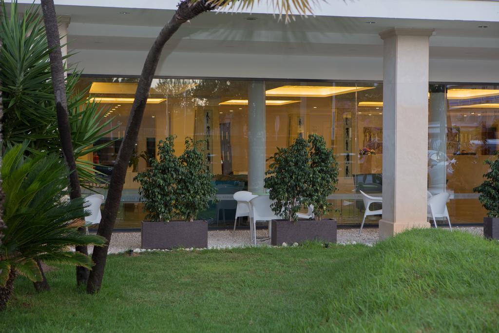 Luxor Hotel