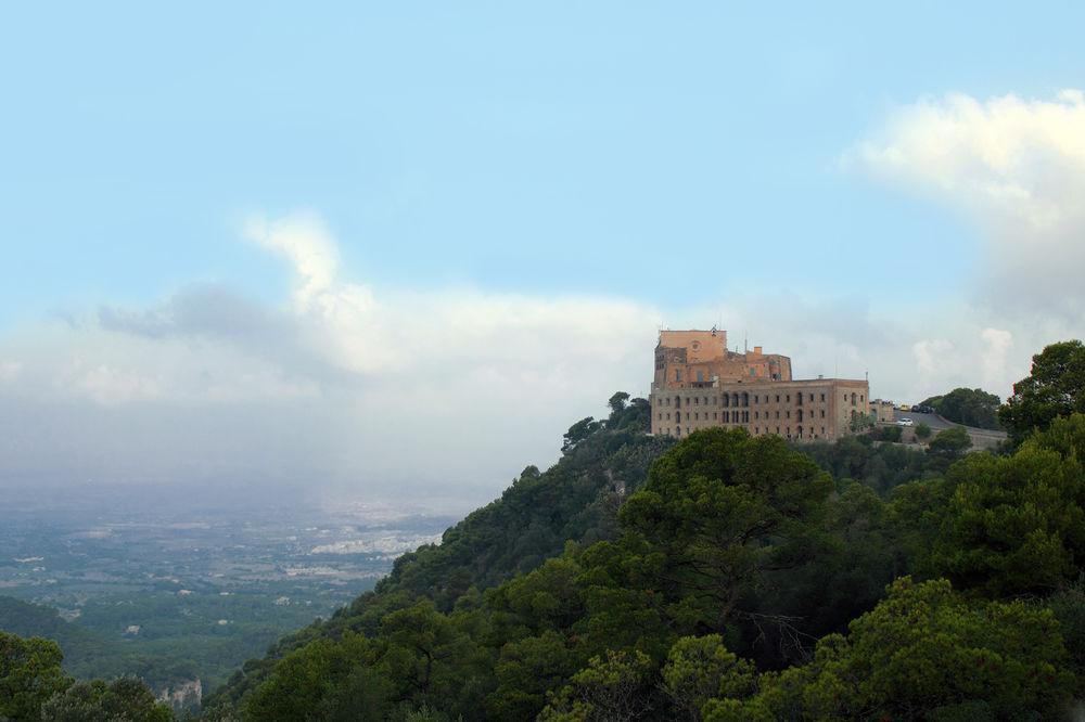 Petit Hostatgeria Sant Salvador