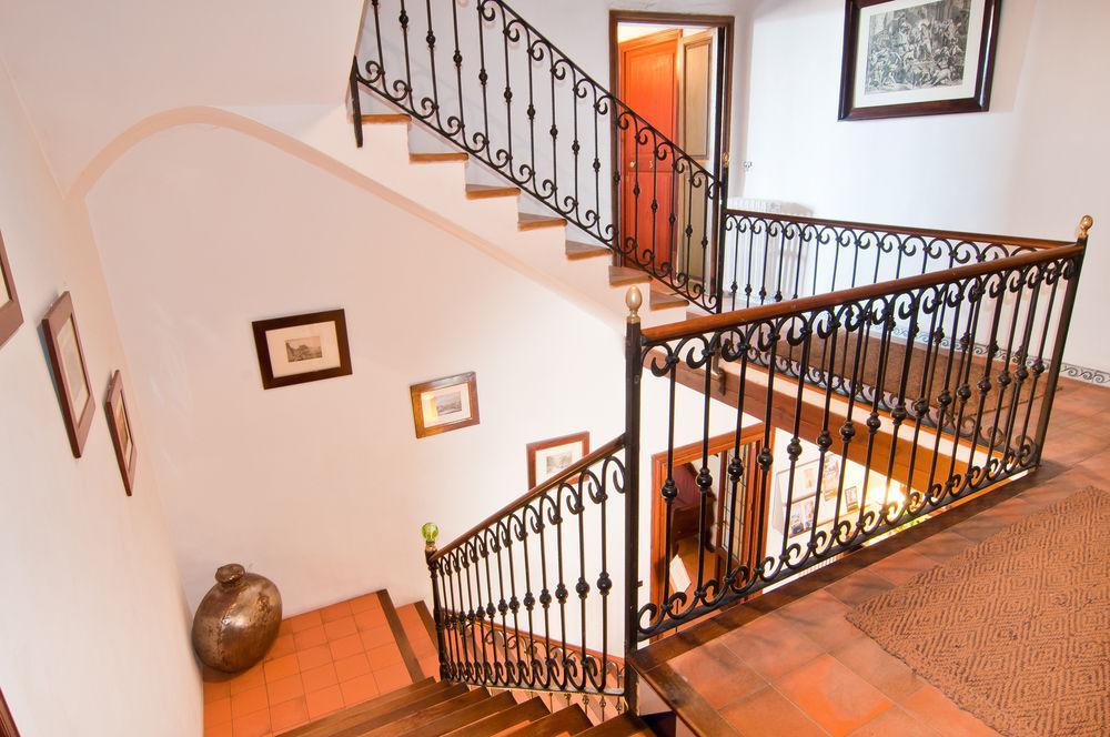 Leon De Sineu Hotel 3*
