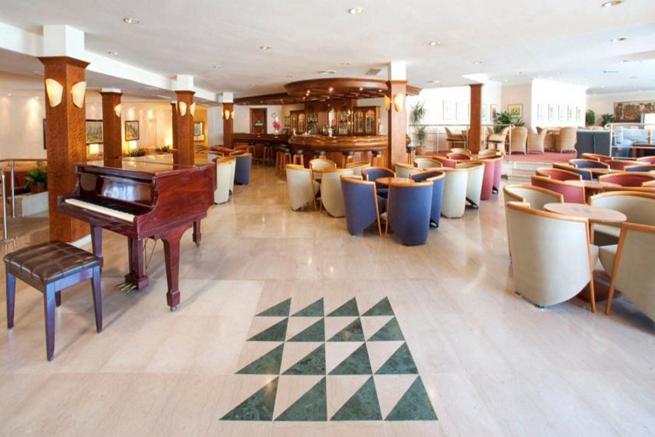 Apartahotel Grupotel Nilo & 4*