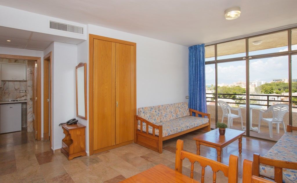 Hm Ayron Park Hotel