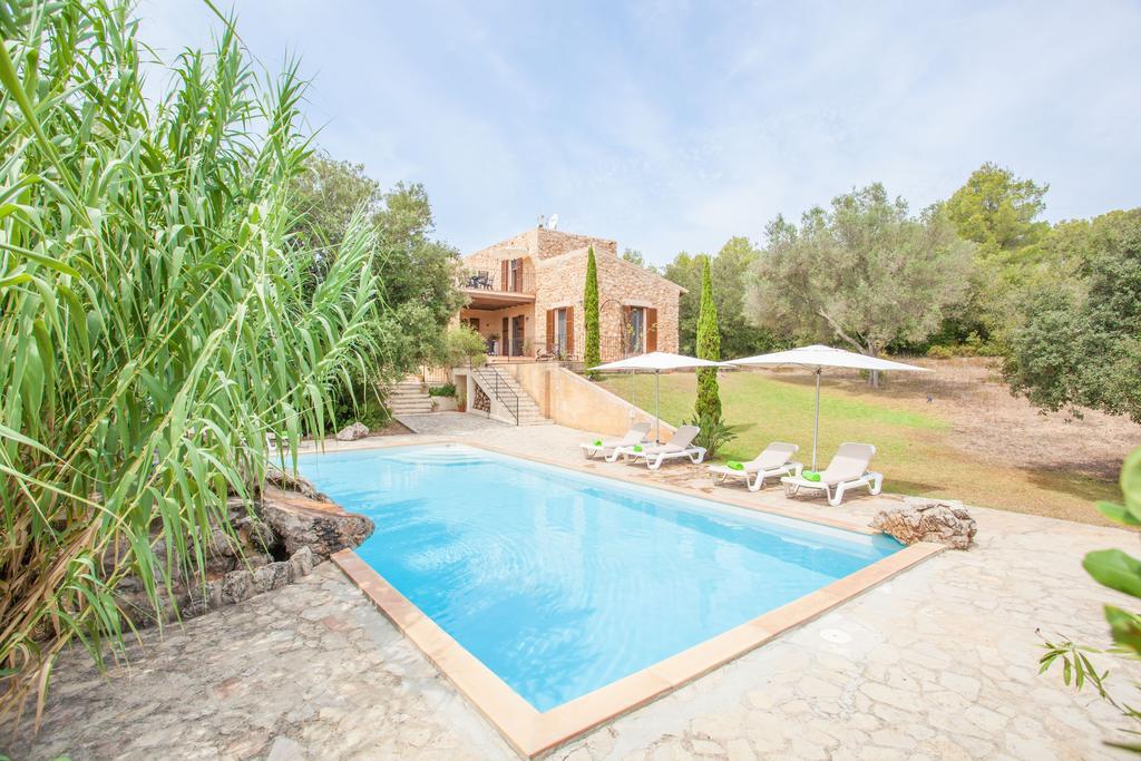 Na Fidevera Villa *