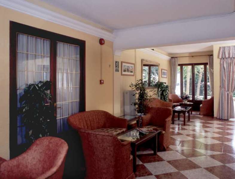 Hotel Antares *