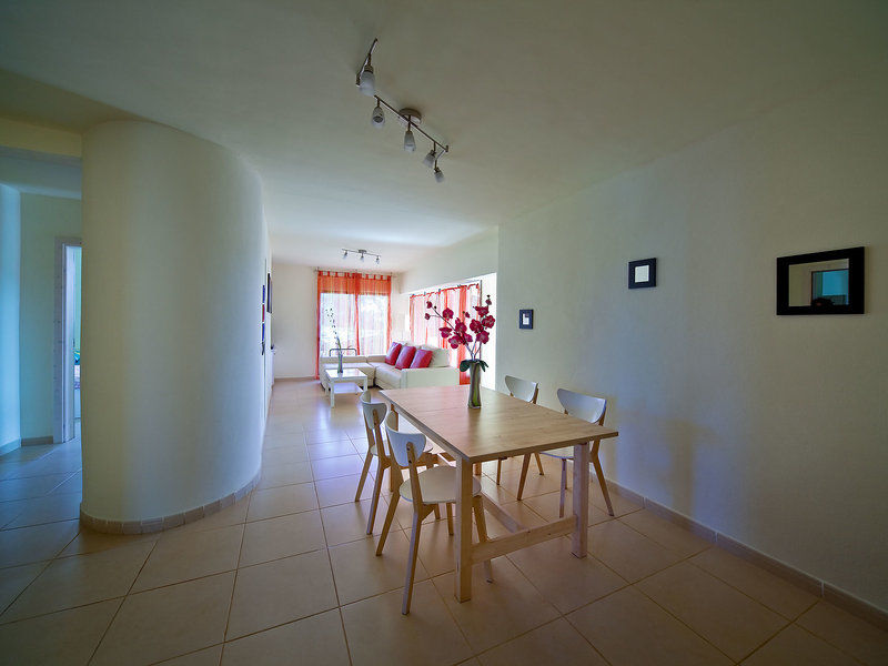 241a - Four Bedroom