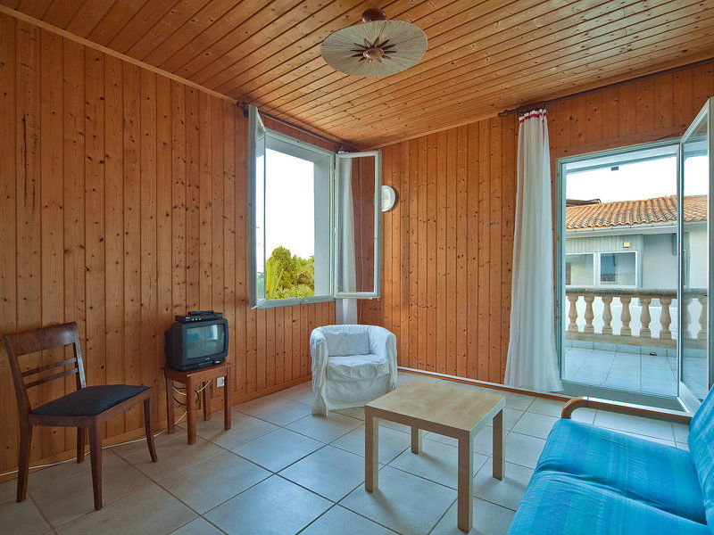 108b - Two Bedroom Cala Romàntica