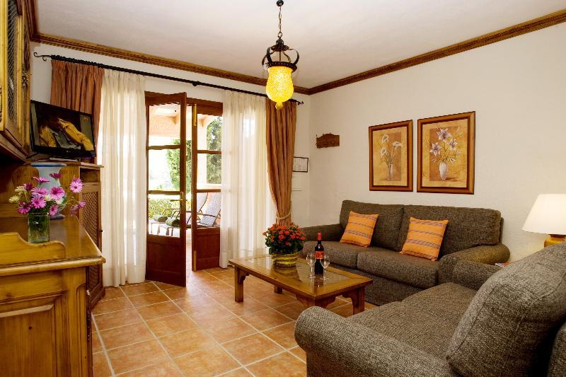 Son Marge Country house