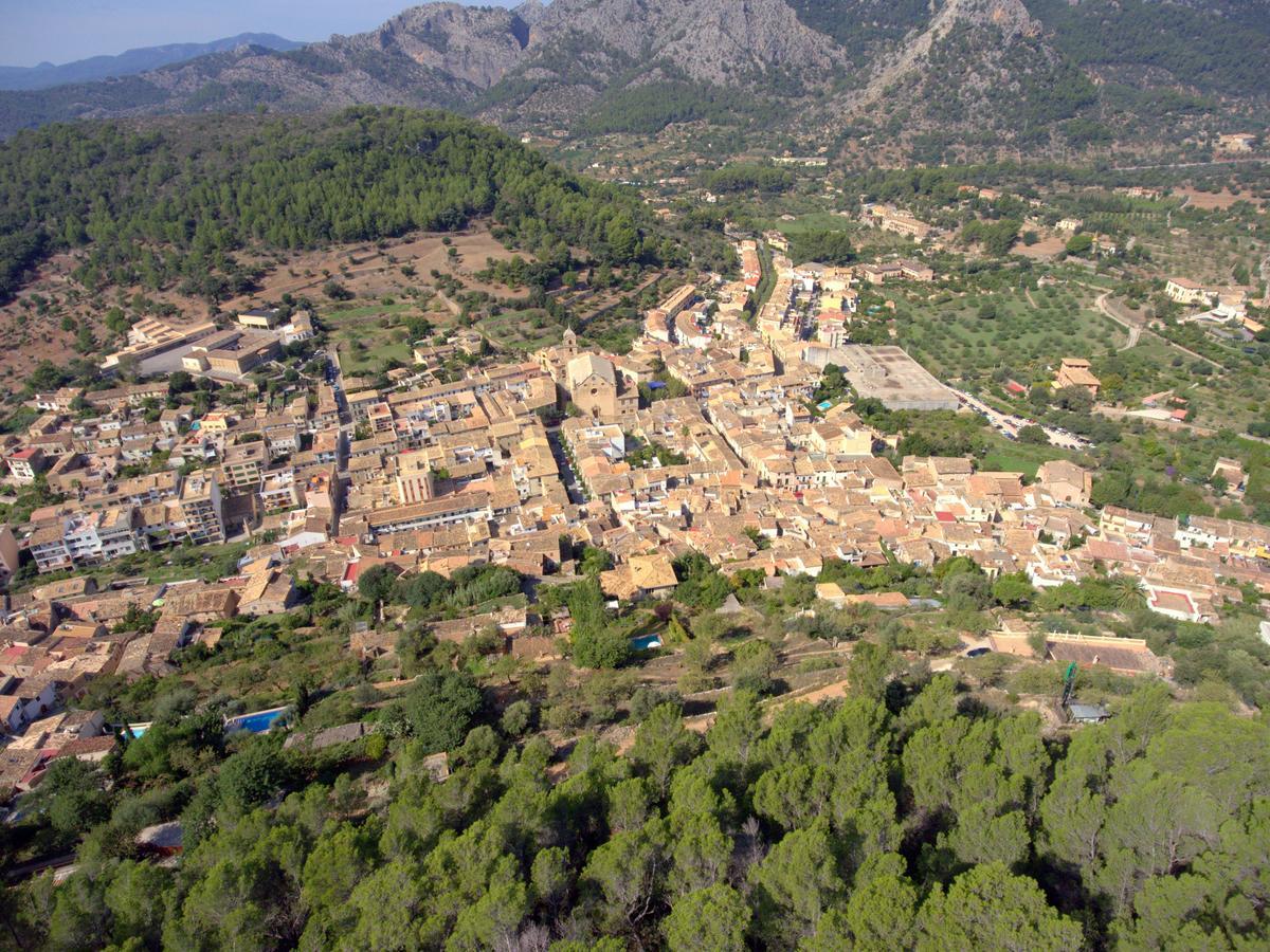 Es Castellet De Bunola Villa *
