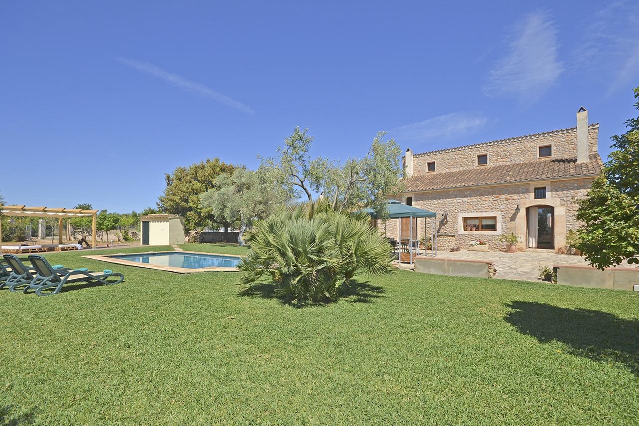 Holiday home Carratxet