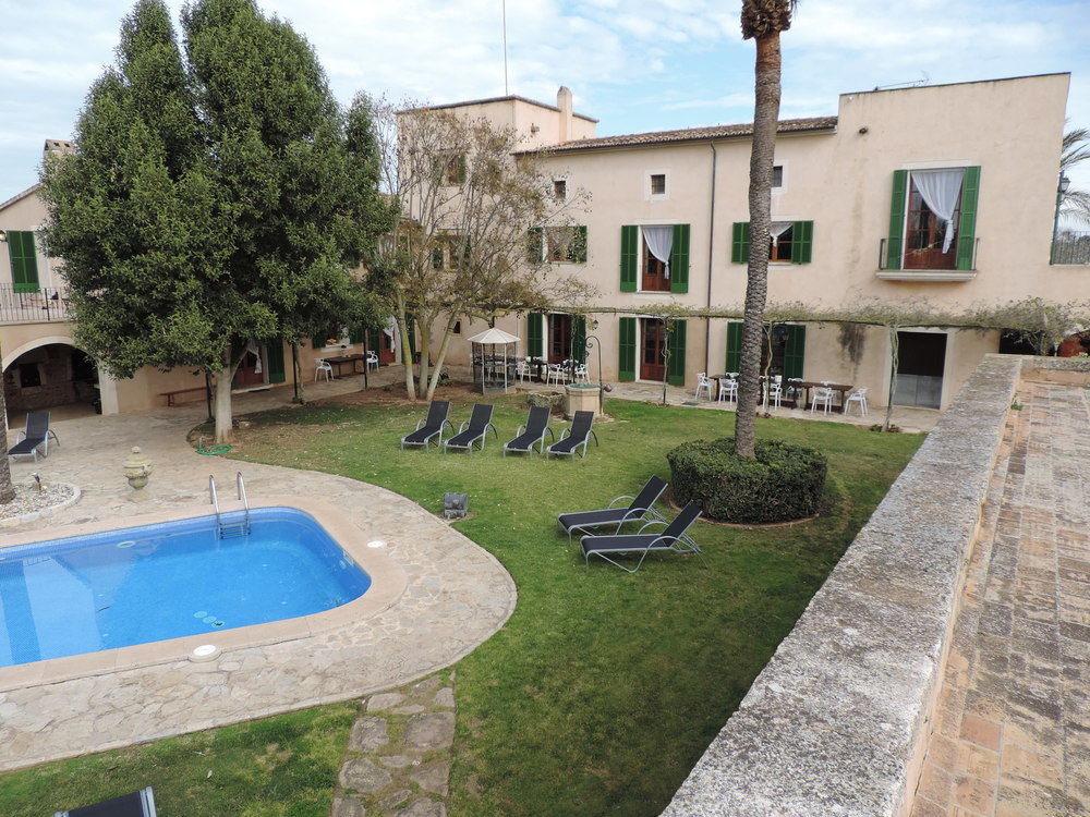 Es Llobets (adults Only)