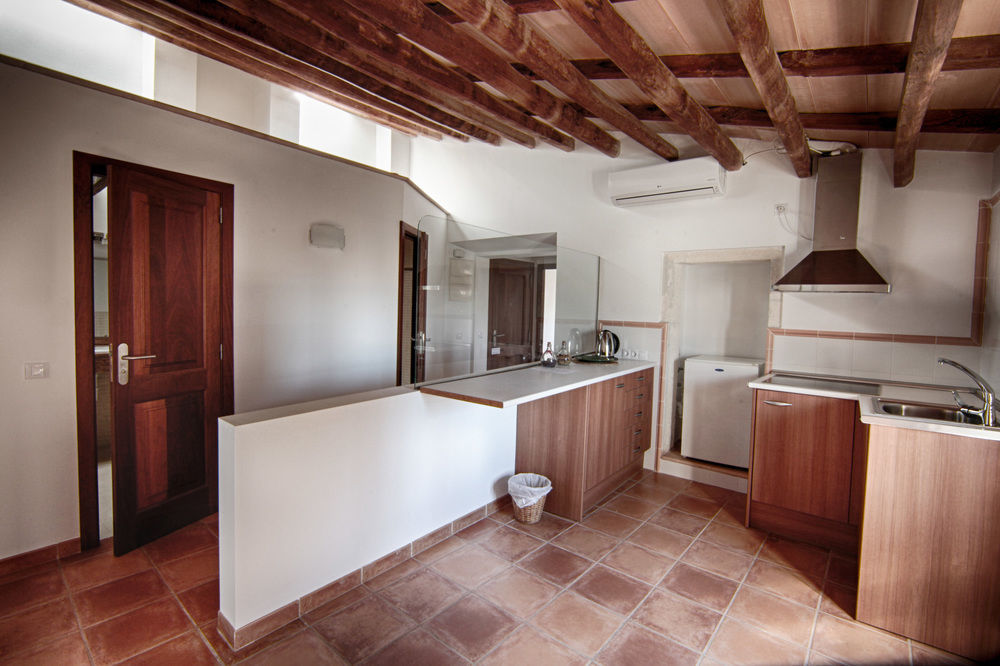 Tramuntana Suites Bed and breakfast
