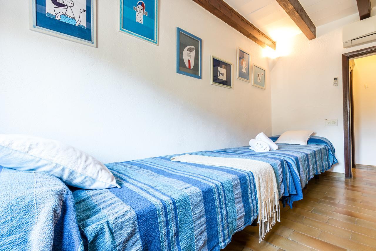 Blue Fisherman House 2 By Homevillas360 Сasa de vacaciones
