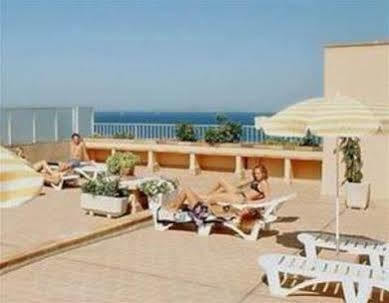 Whala!fun Hotel 4*