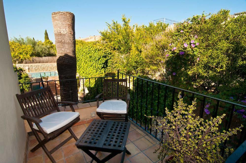 Leon De Sineu Hotel 3*