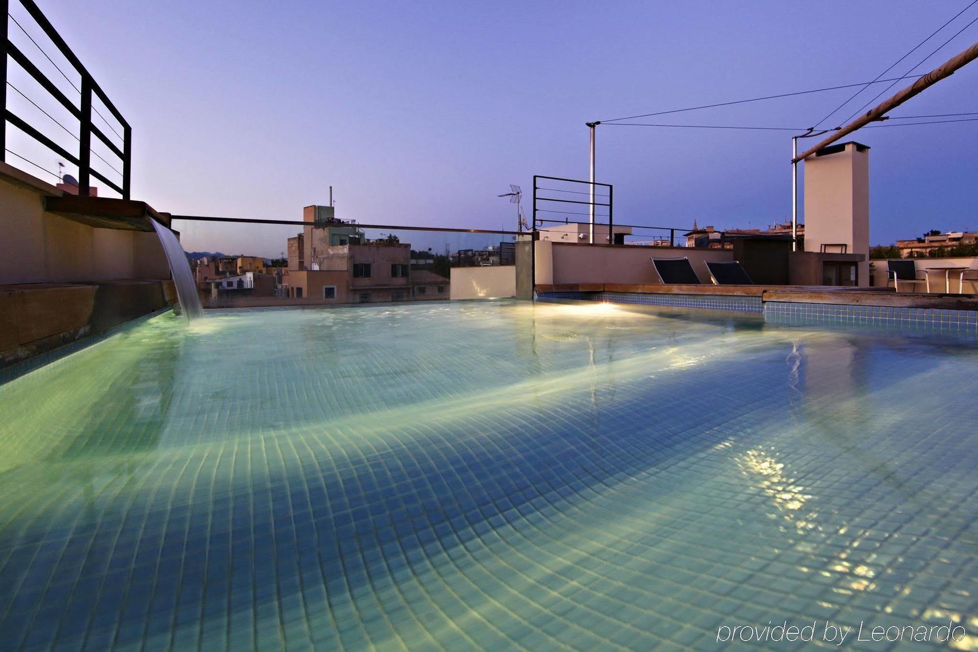 Hotel Petit Palace Tres 4*