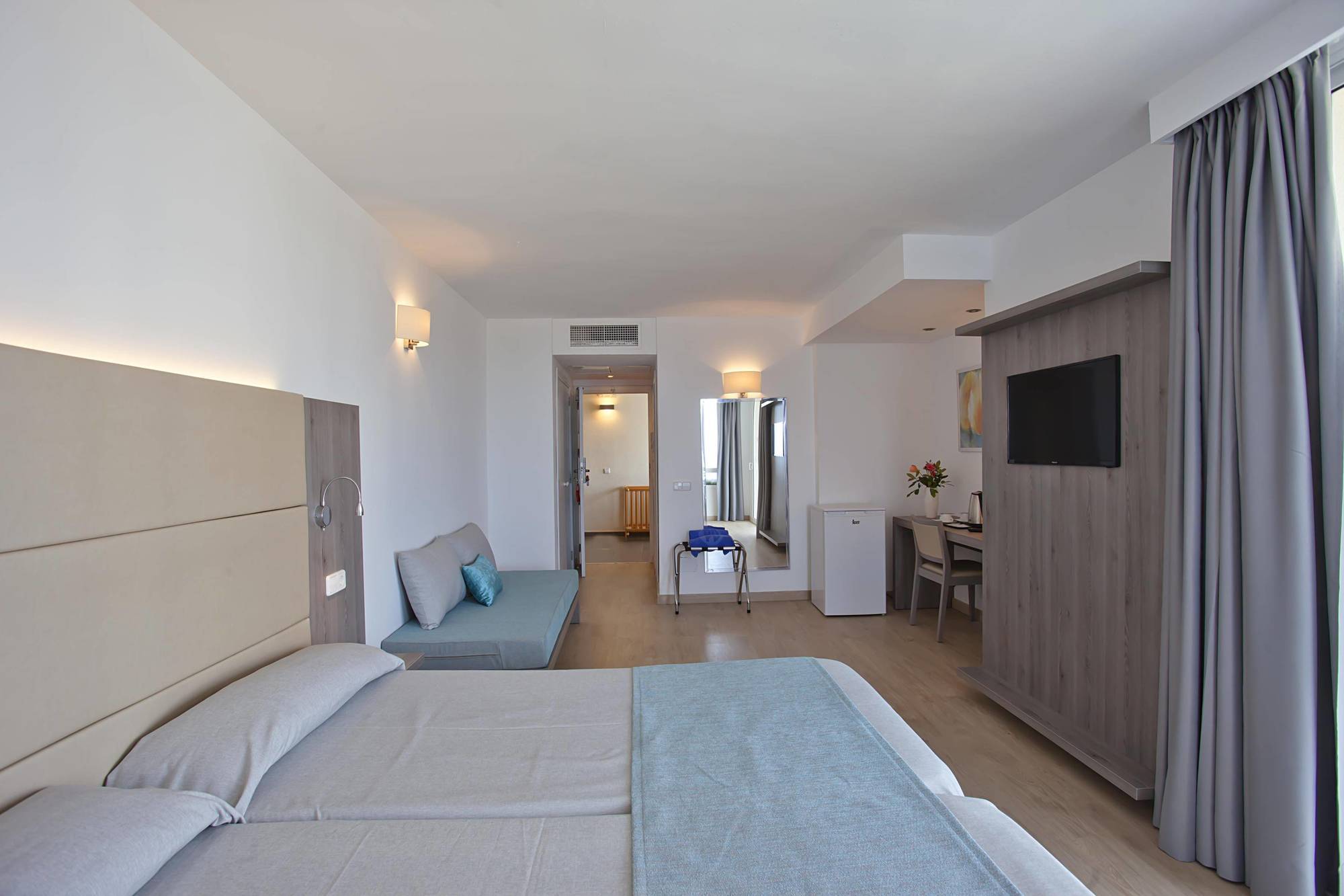 Apartahotel Playa Dorada Sa Coma (Mallorca)