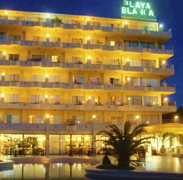 Bj Playa Blanca Hotel