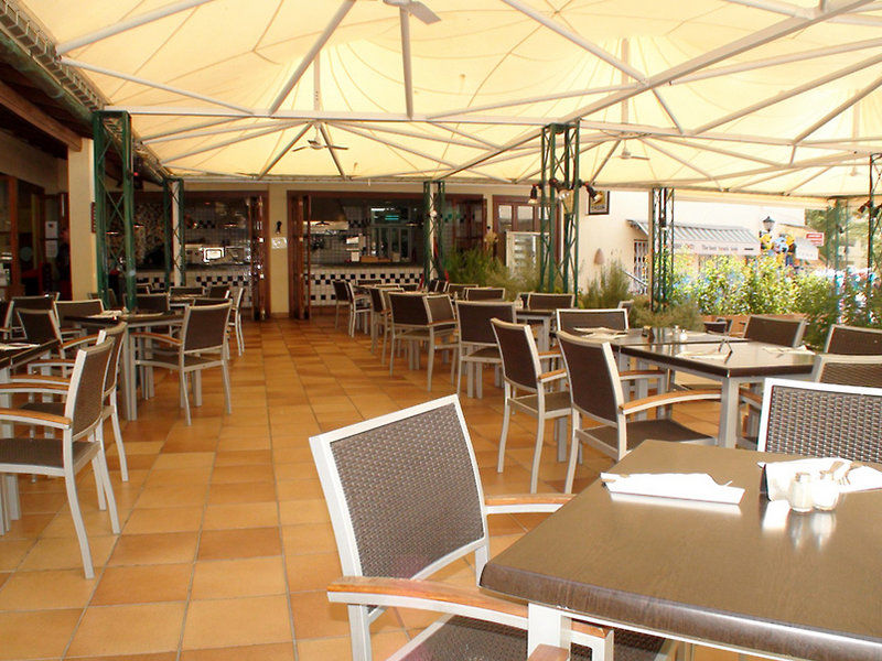 Globales Bouganvilla Apartahotel