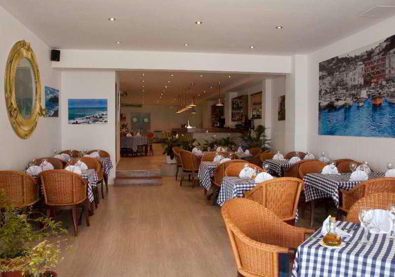 Capri Hotel 3*