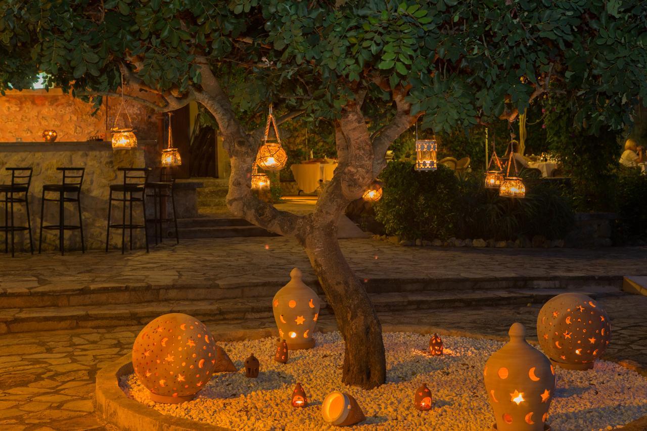 Casa Font I Roig 4* María de la Salud