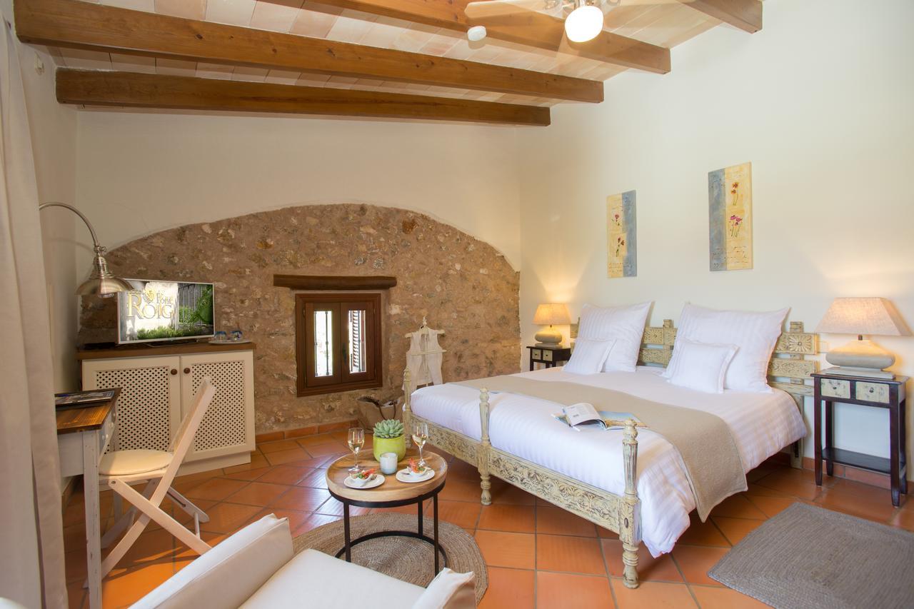 Casa Font I Roig 4* María de la Salud