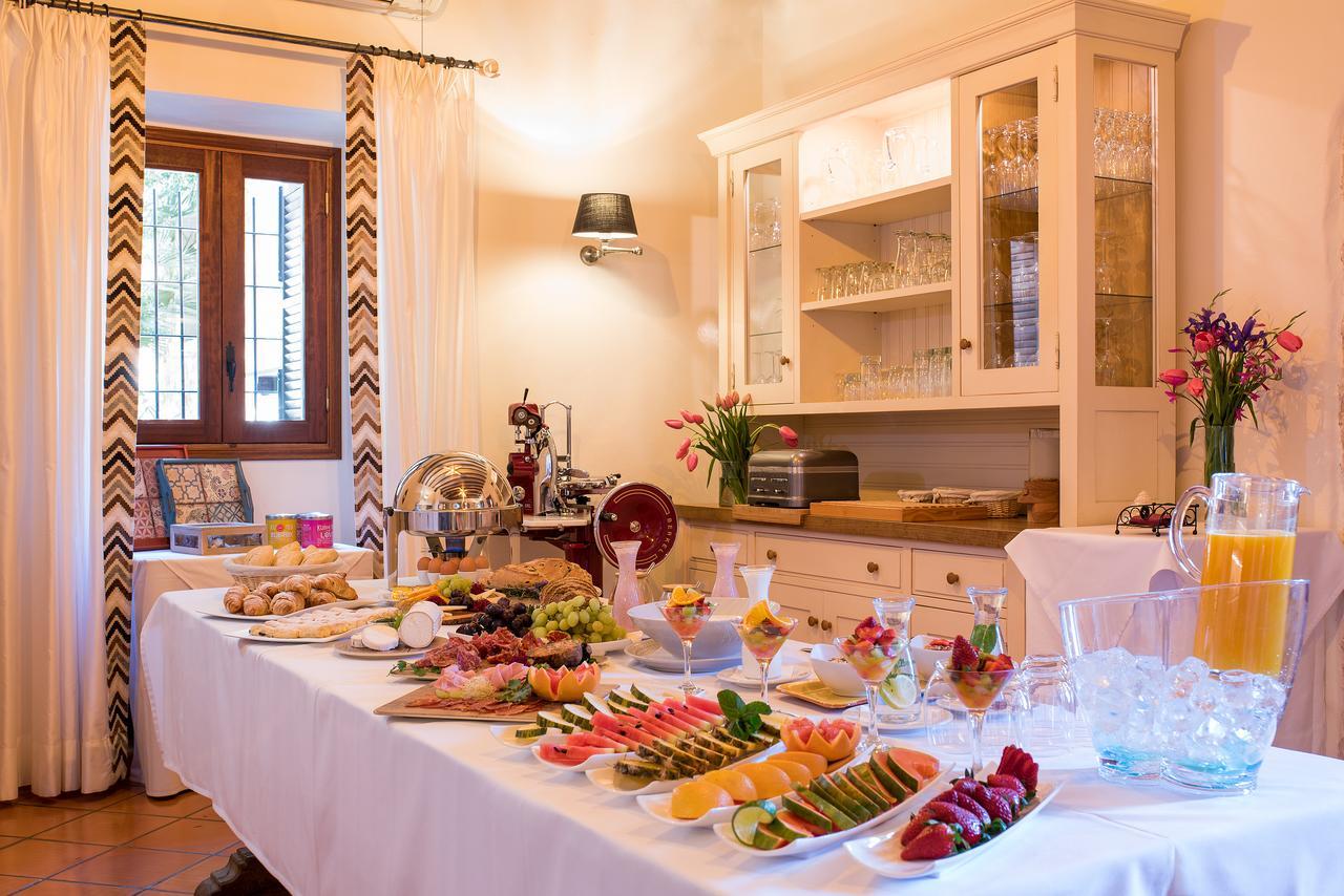 Casa Font I Roig 4* María de la Salud
