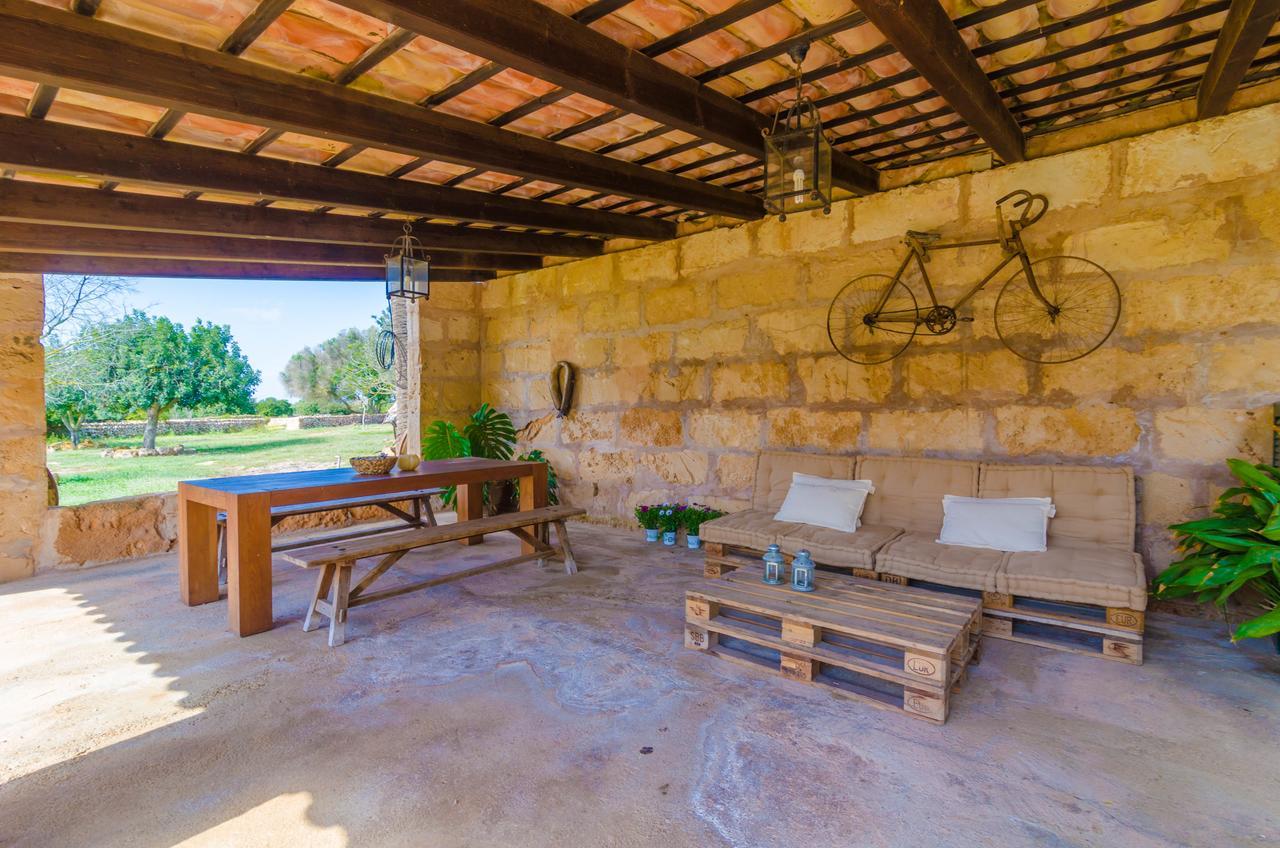 Villa Cortera 1 *