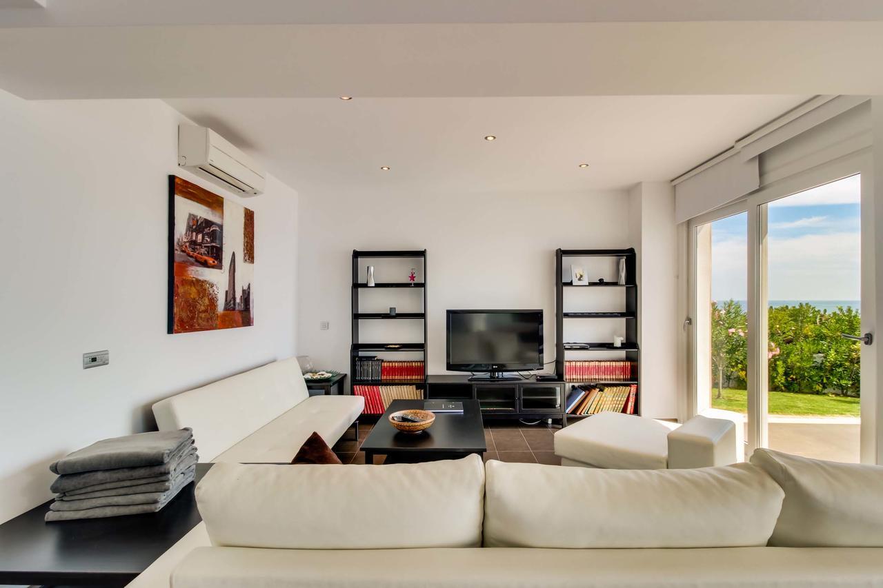 Cielo Villa *