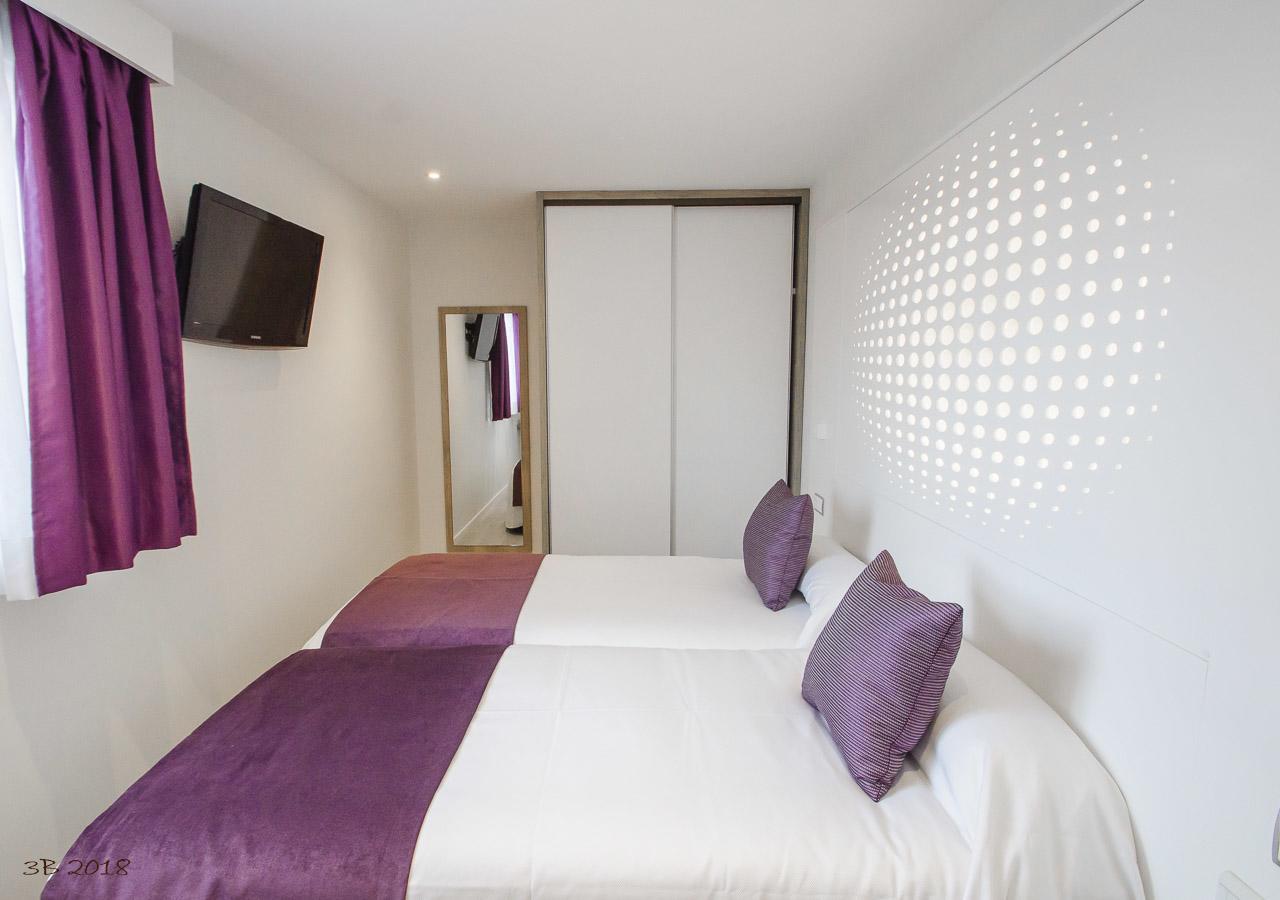 Ponent Apartahotel 3*