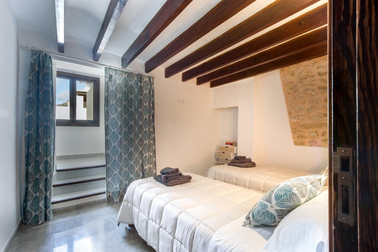 Townhouse On The Rocks By Homevillas360 Сasa de vacaciones Pollensa