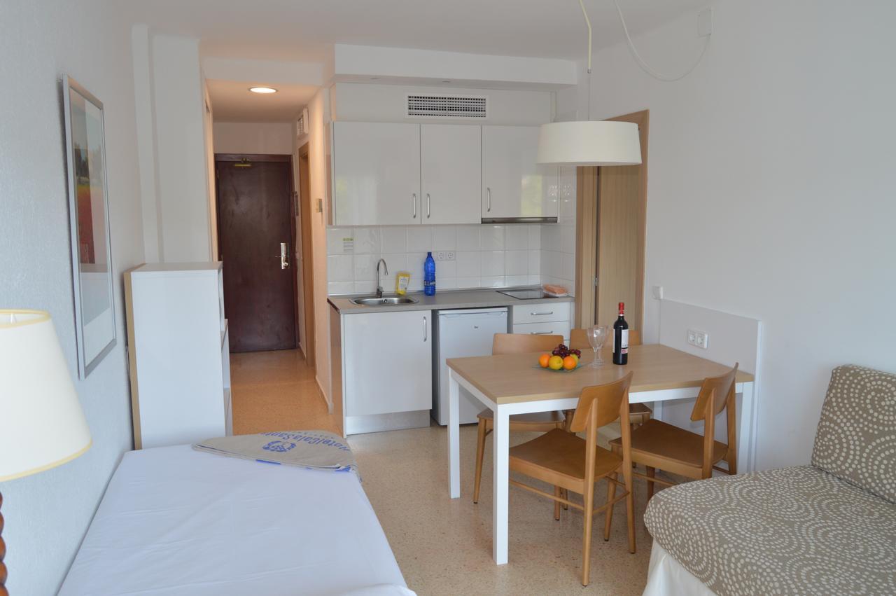 Cala Hotel