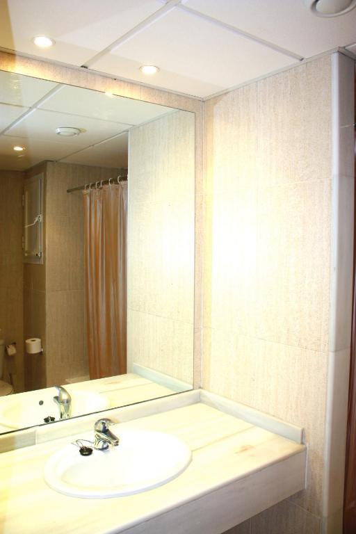 Fergus Pax- Adults Only Hotel Magaluf (Mallorca)