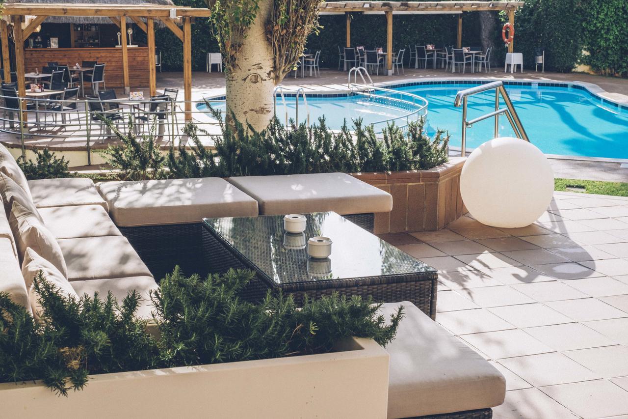 Aya Seahotel - Adults Only
