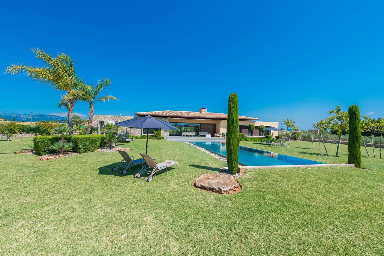 Villa Short De Rius