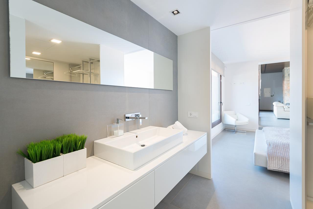 Short De Rius Villa