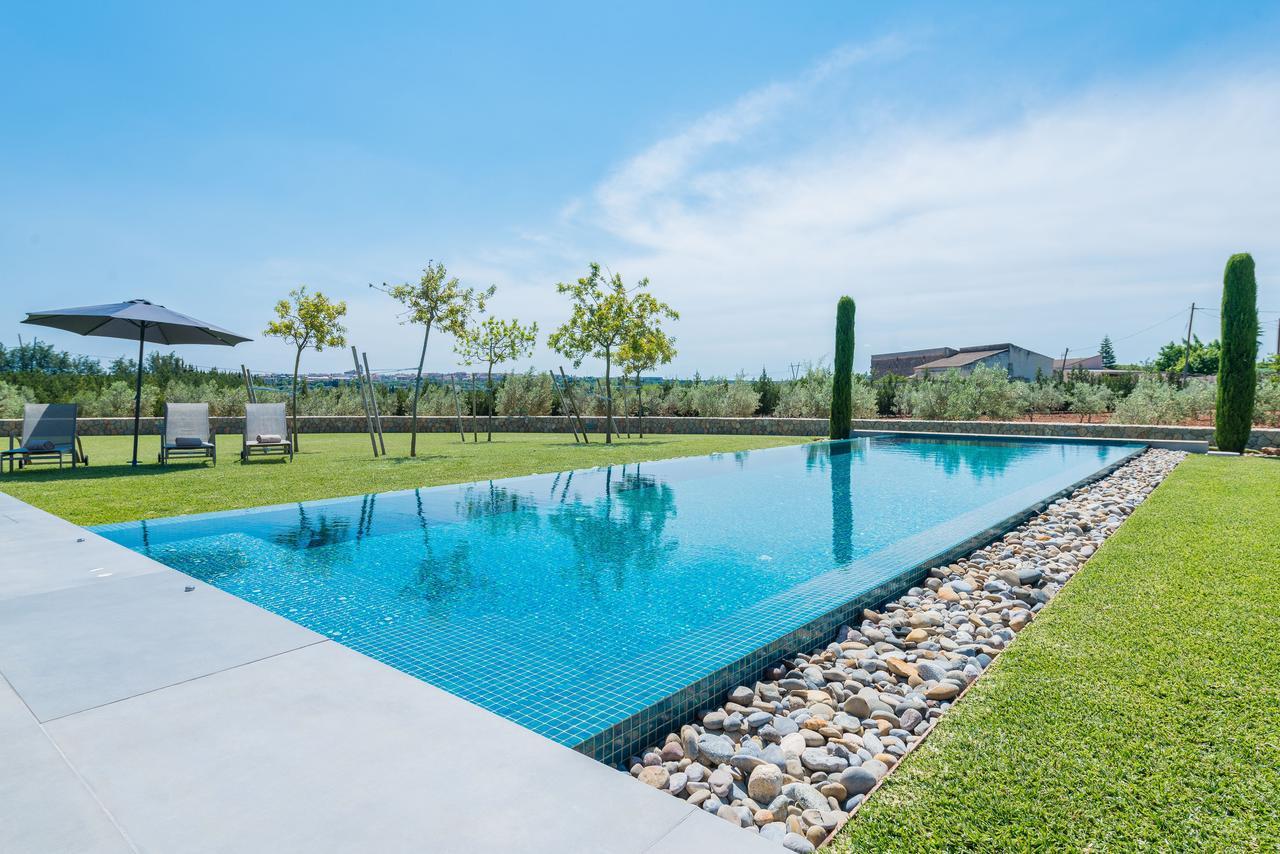 Villa Short De Rius